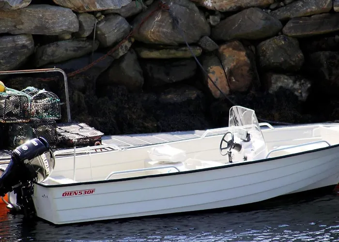 Semesterbostad 5 Person In Selje-by Traum *