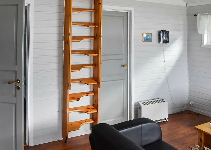 5 Person In Selje-by Traum * Selje